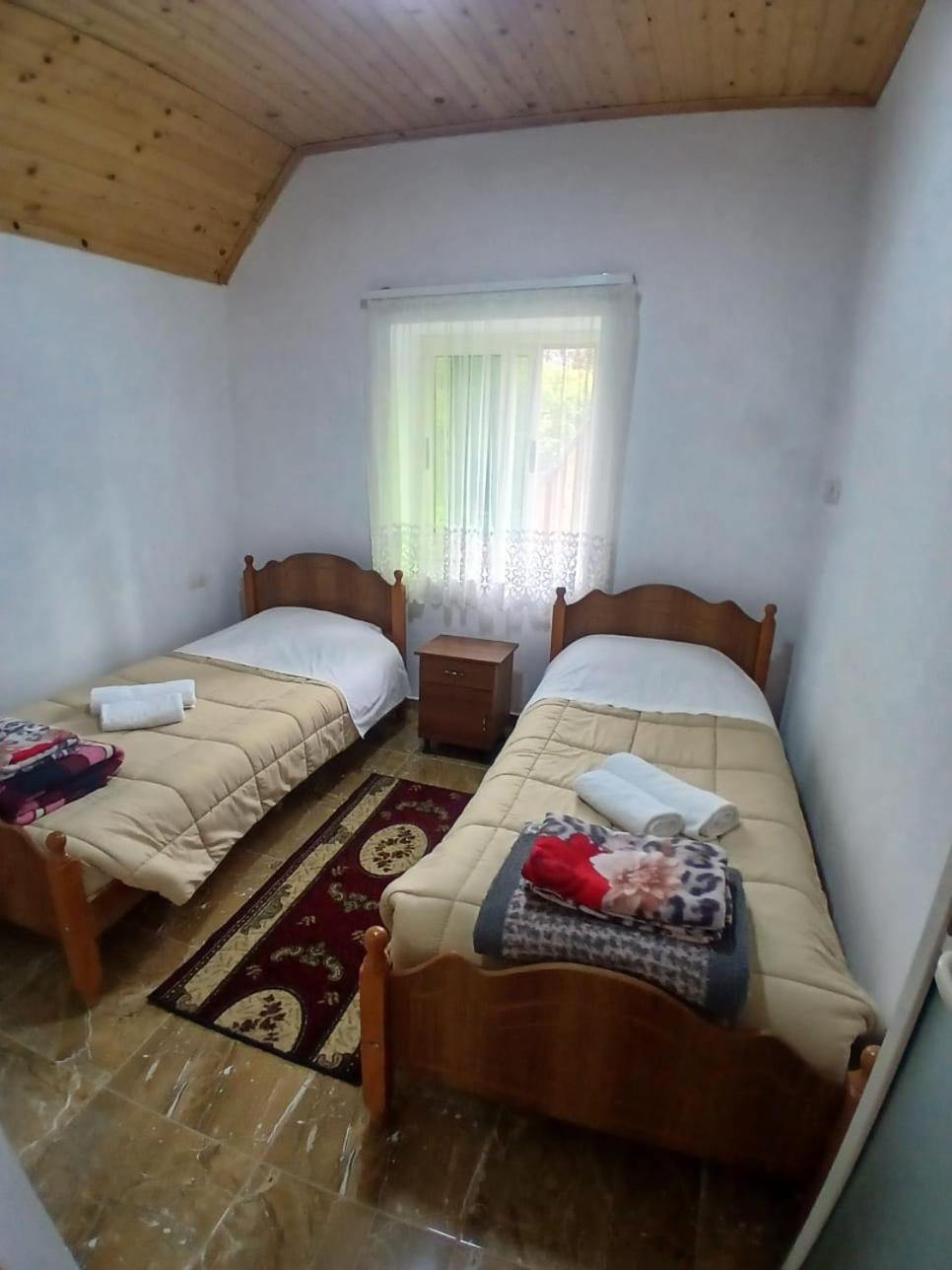 Bujtina Milani Bed & Breakfast Shkoder Exterior photo