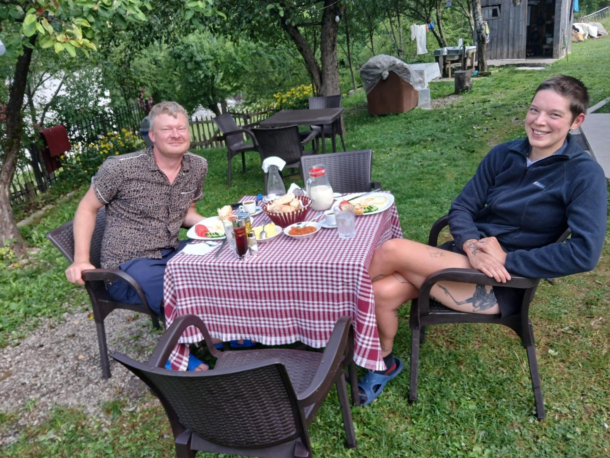 Bujtina Milani Bed & Breakfast Shkoder Exterior photo